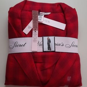 The flannel Pj set size Xl
